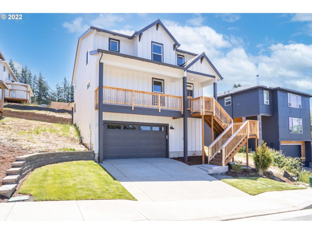 Robbins Terrace home exterior — 1318 SW 22nd Ter Gresham